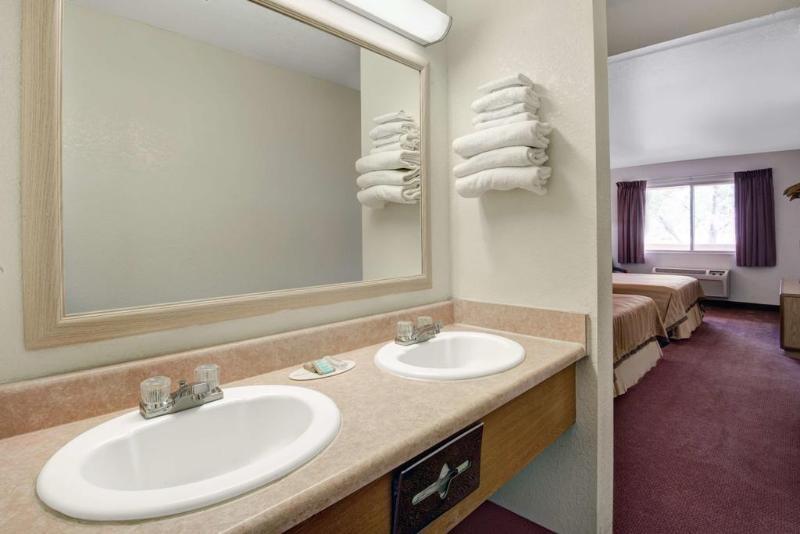 El Paso West Travelodge Exterior photo