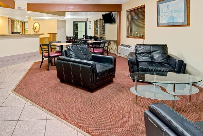 El Paso West Travelodge Exterior photo